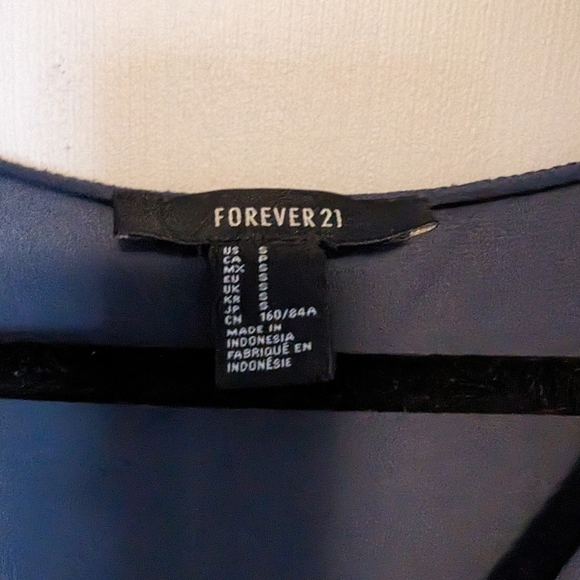 🔥 Forever 21 Chiffon Babydoll Top - Picture 2 of 3